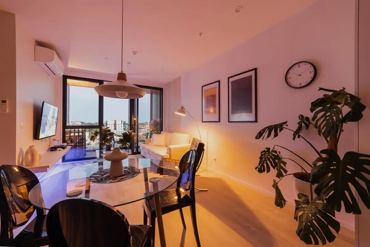 Vibrant Central City Apartment Christchurch 0*,